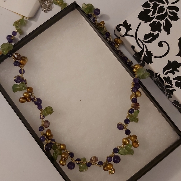 Preciou Gemstone and Pearls Necklace - Picture 2 of 2
